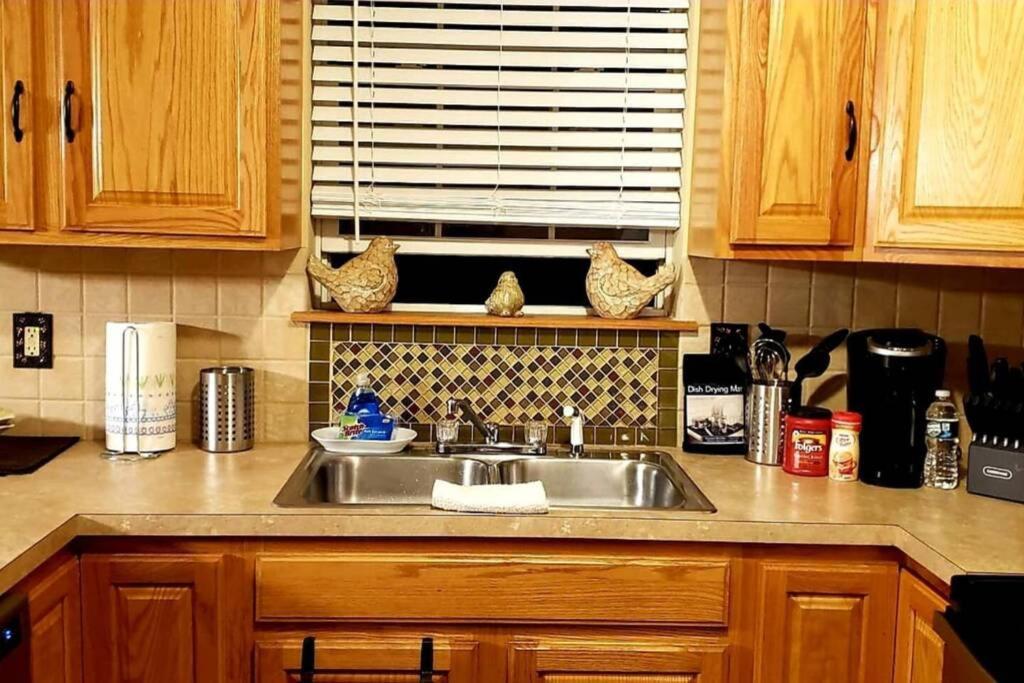 *Amenity-Filled Waterfront Oasis @Saw Creek Estates Near Waterfalls And Hiking* East Stroudsburg Ngoại thất bức ảnh